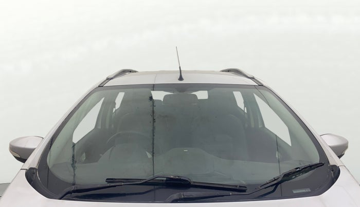 2014 Ford Ecosport TITANIUM 1.0L ECOBOOST, Petrol, Manual, 82,073 km, Front Windshield