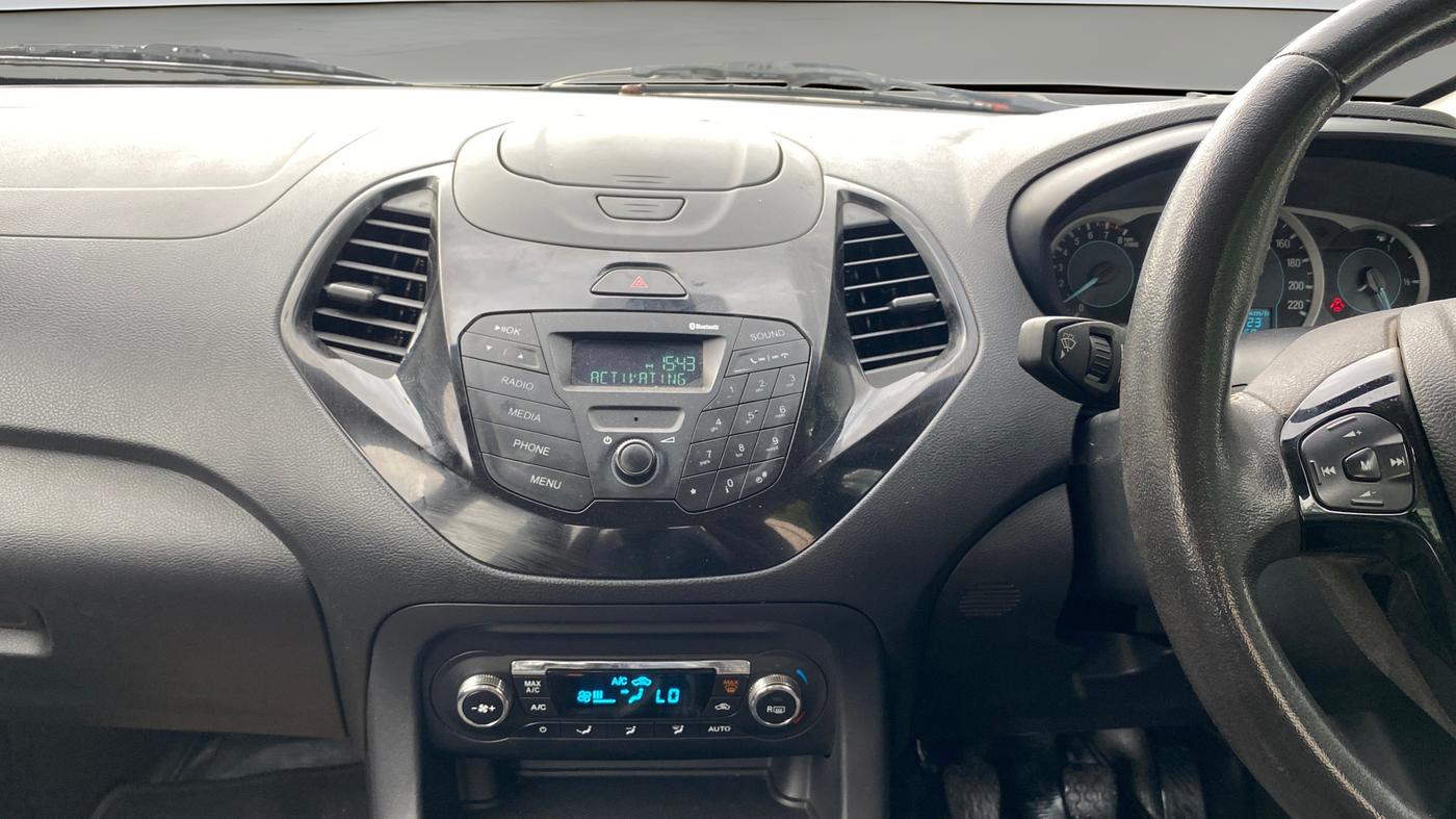 2018 Ford Figo Aspire TITANIUM 1.2 PETROL, Petrol, Manual, 45,564 km, Air Conditioner