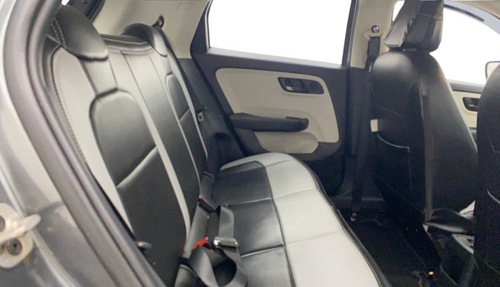 2024 Tata ALTROZ XM PLUS CNG, CNG, Manual, 37,548 km, Right Side Rear Door Cabin