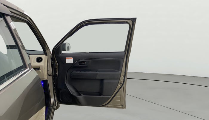 2021 Maruti New Wagon-R LXI CNG 1.0, CNG, Manual, 68,180 km, RHS Front Door