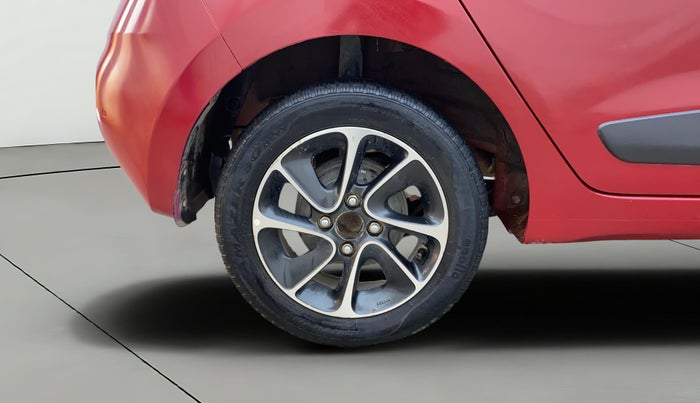 2017 Hyundai Grand i10 SPORTZ (O) AT 1.2 KAPPA VTVT, Petrol, Automatic, 63,246 km, Right Rear Wheel