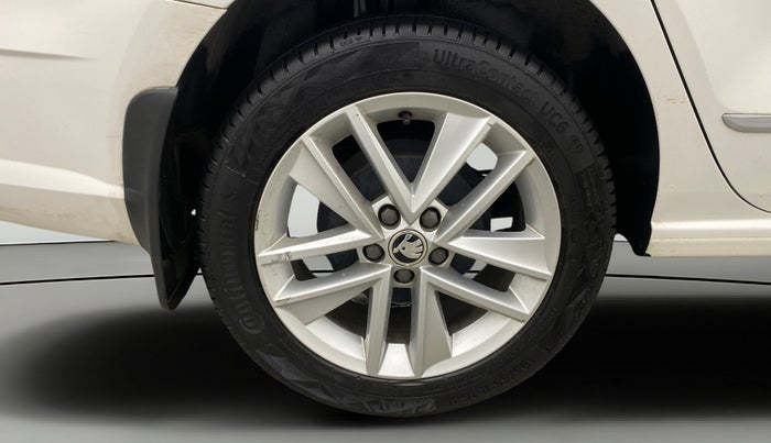 2021 Skoda Rapid STYLE TSI, Petrol, Manual, 49,756 km, Right Rear Wheel