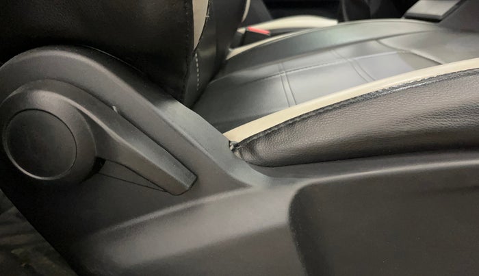 2023 Tata PUNCH PURE MT, Petrol, Manual, 24,828 km, Driver Side Adjustment Panel
