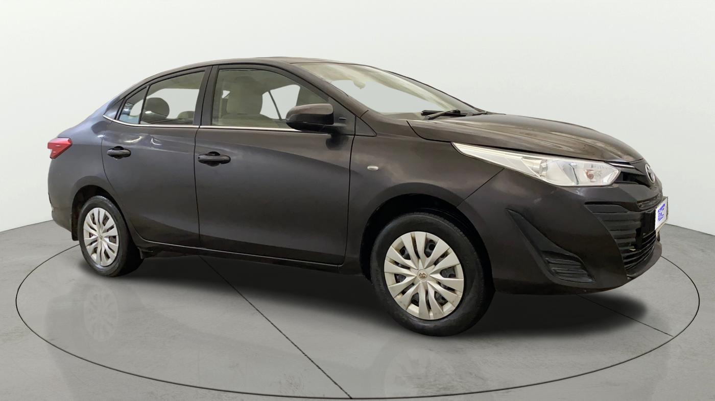 2019 Toyota YARIS J MT, CNG, Manual, 1,20,485 km, Right Front Diagonal