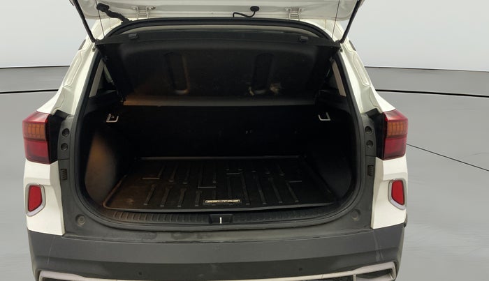 2022 KIA SELTOS HTK PLUS 1.5 DIESEL IMT, Diesel, Manual, 67,688 km, Boot Open Zoomed View