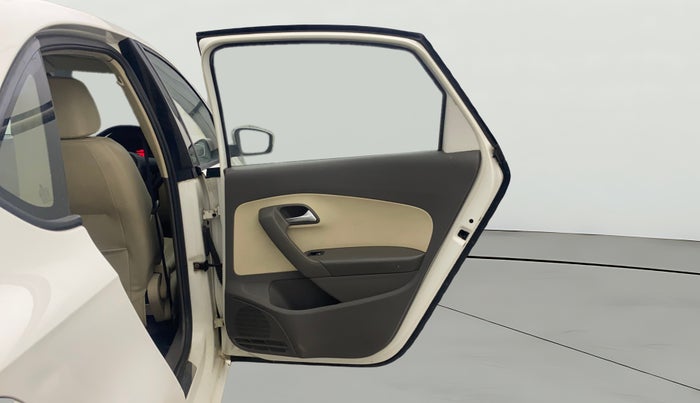 2014 Volkswagen Vento HIGHLINE 1.6 MPI, Petrol, Manual, 64,278 km, RHS Rear Door