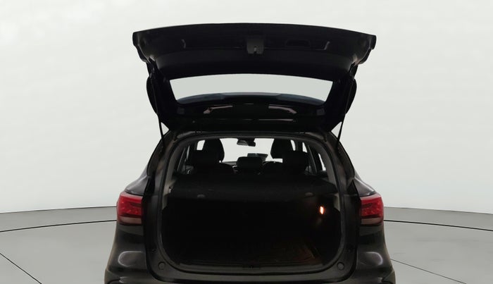 2022 MG ASTOR SHARP 1.5 MT, Petrol, Manual, 6,255 km, Boot Door Open