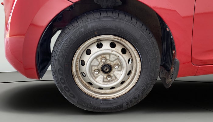 2015 Hyundai Eon ERA +, Petrol, Manual, 60,989 km, Left Front Wheel