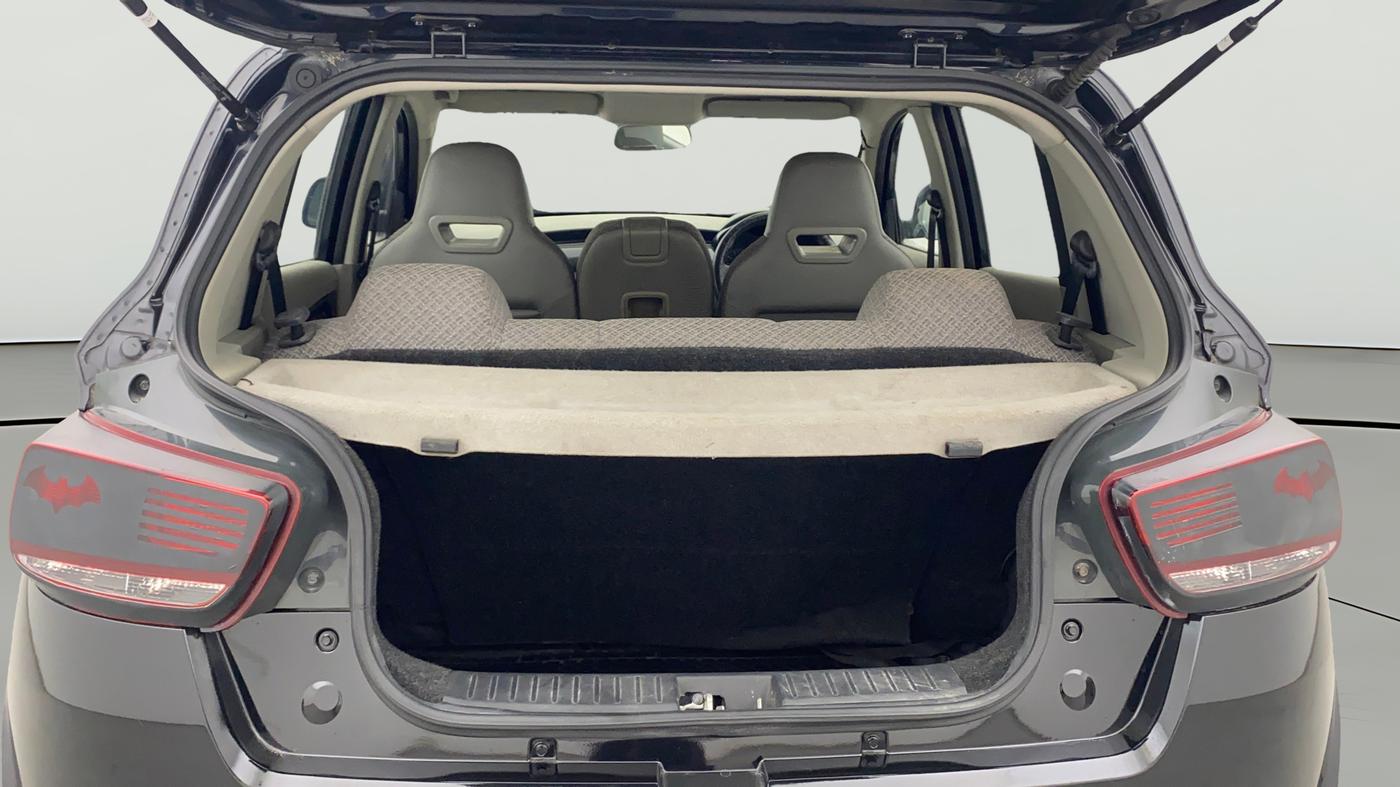 2017 Mahindra Kuv100 K4 6 STR, Petrol, Manual, 39,182 km, Boot Open Zoomed View