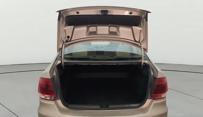 2016 Volkswagen Vento HIGHLINE PETROL AT, Petrol, Automatic, 89,415 km, Boot Door Open