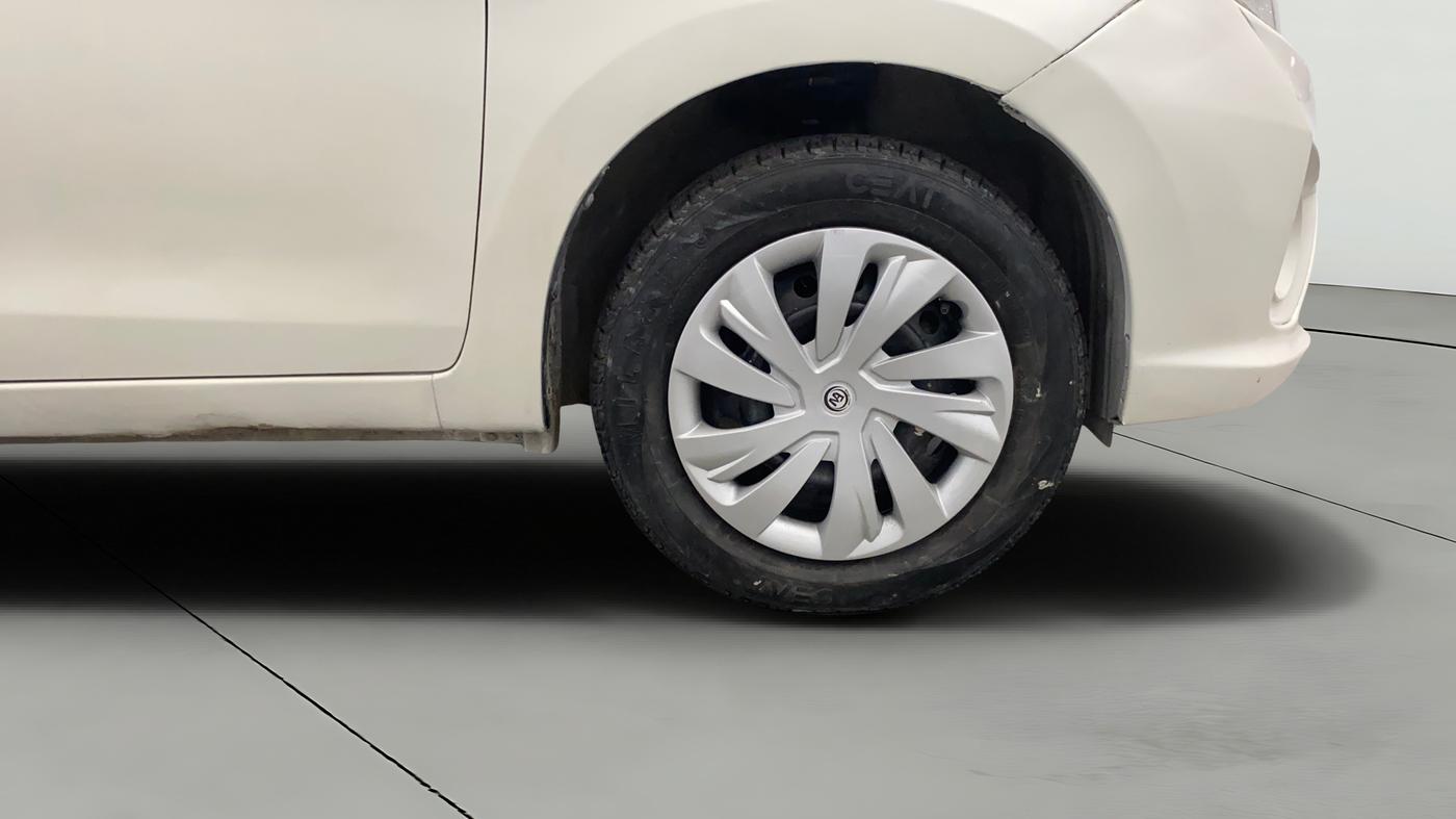 2018 Maruti Celerio ZXI, Petrol, Manual, 1,01,656 km, Right Front Wheel