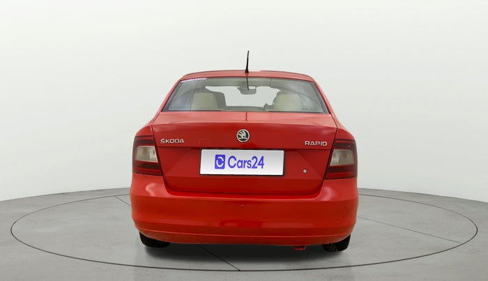 2015 Skoda Rapid ELEGANCE 1.6 MPI MT, Petrol, Manual, 78,320 km, Back/Rear