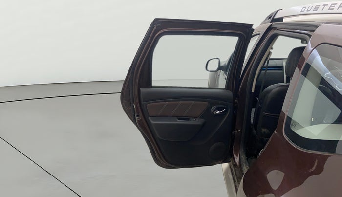 2021 Renault Duster RXZ 1.5 PETROL MT, Petrol, Manual, 33,610 km, LHS Rear Door