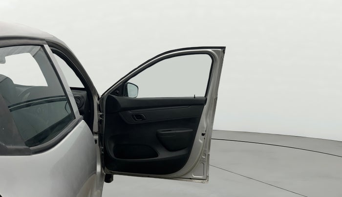 2021 Renault Kwid RXL, Petrol, Manual, 66,912 km, RHS Front Door