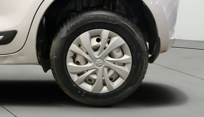 2020 Maruti Swift VXI, CNG, Manual, 95,990 km, Left Rear Wheel