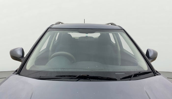 2021 Mahindra XUV300 W6 1.5 Diesel, Diesel, Manual, 62,329 km, Front Windshield