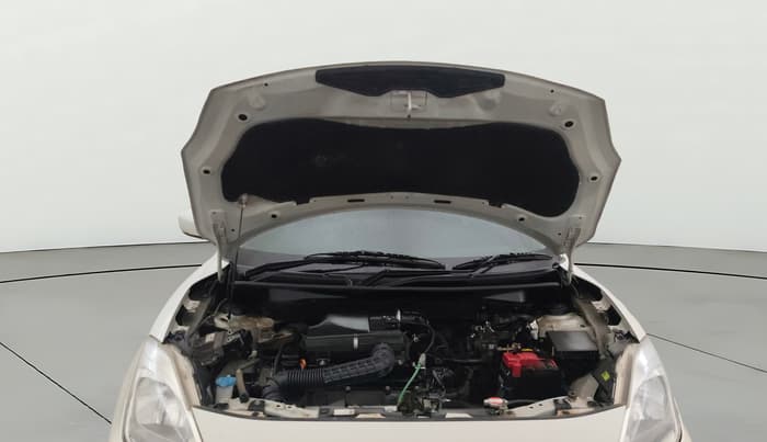 2024 Maruti Dzire ZXI CNG, CNG, Manual, 26,588 km, Open Bonet
