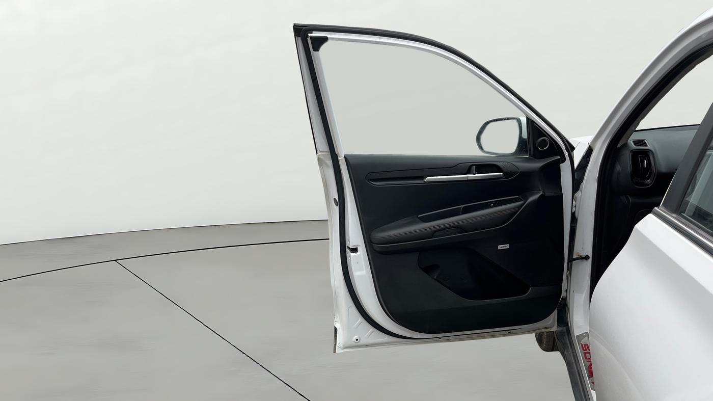 2021 KIA SONET GTX PLUS 1.5 AT, Diesel, Automatic, 99,514 km, LHS Front Door