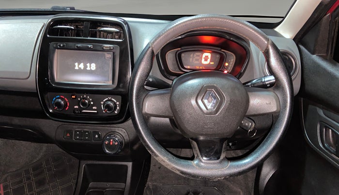 2017 Renault Kwid RXT 1.0 AMT (O), Petrol, Automatic, 79,156 km, Steering Wheel Close Up