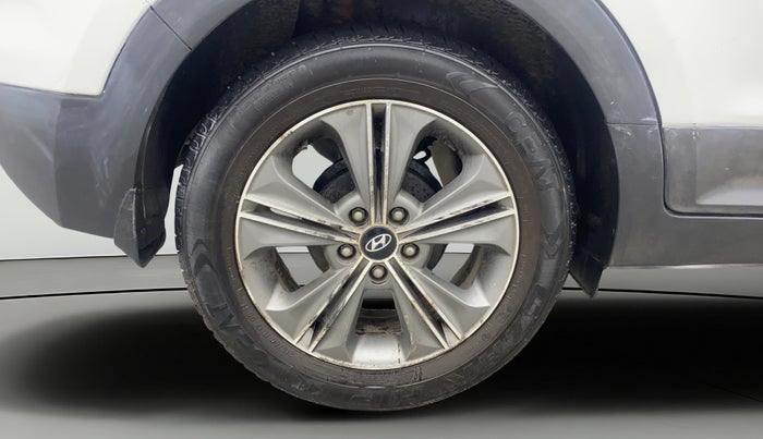 2017 Hyundai Creta SX PLUS AT 1.6 PETROL, Petrol, Automatic, 1,11,538 km, Right Rear Wheel