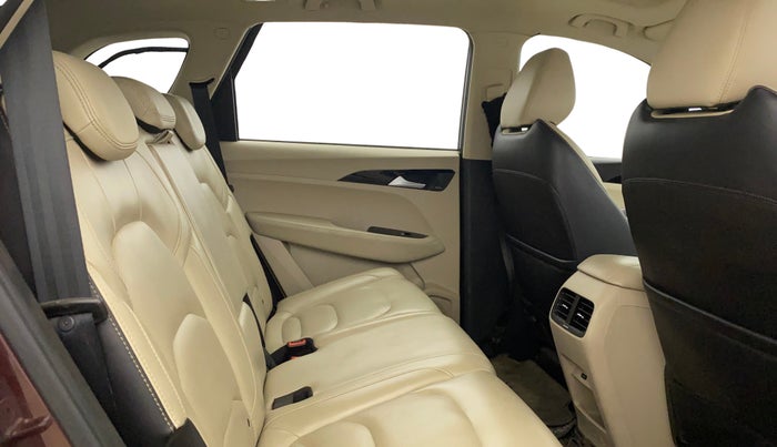 2022 MG HECTOR SHARP HYBRID 1.5 PETROL, Petrol, Manual, 70,176 km, Right Side Rear Door Cabin