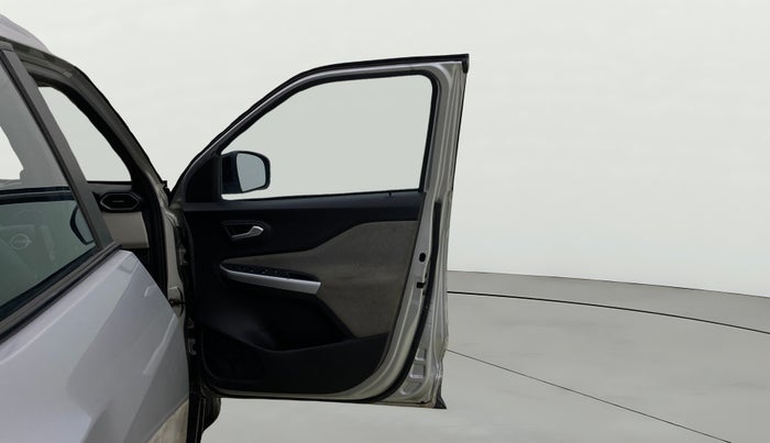 2022 Nissan MAGNITE XL, Petrol, Manual, 71,144 km, RHS Front Door