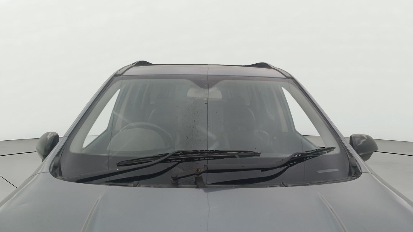 2014 Mahindra XUV500 W8, Diesel, Manual, 92,798 km, Front Windshield