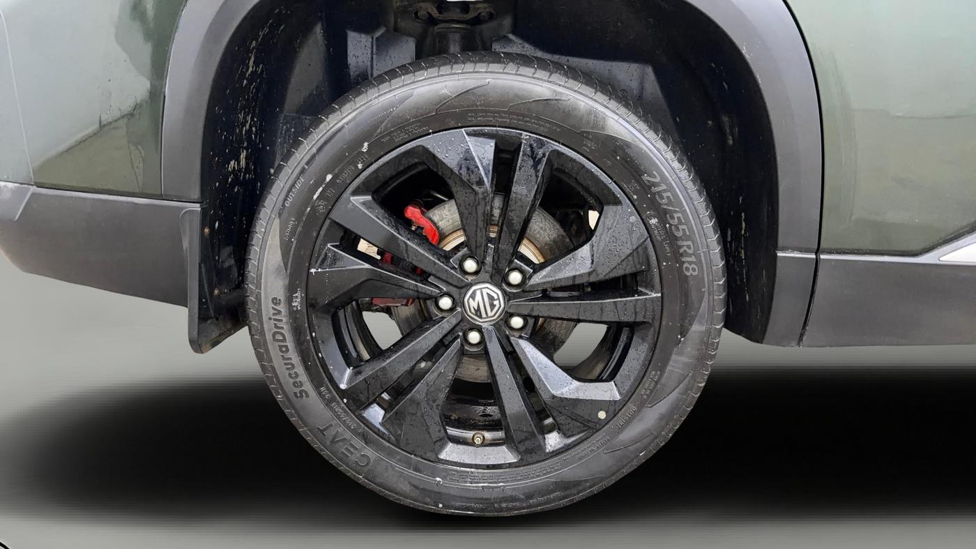 2024 MG HECTOR 100 Year Limited Edition CVT, Petrol, Automatic, 15,471 km, Right Rear Wheel