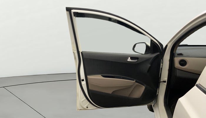 2018 Hyundai Grand i10 SPORTZ 1.2 KAPPA VTVT, CNG, Manual, 56,338 km, LHS Front Door