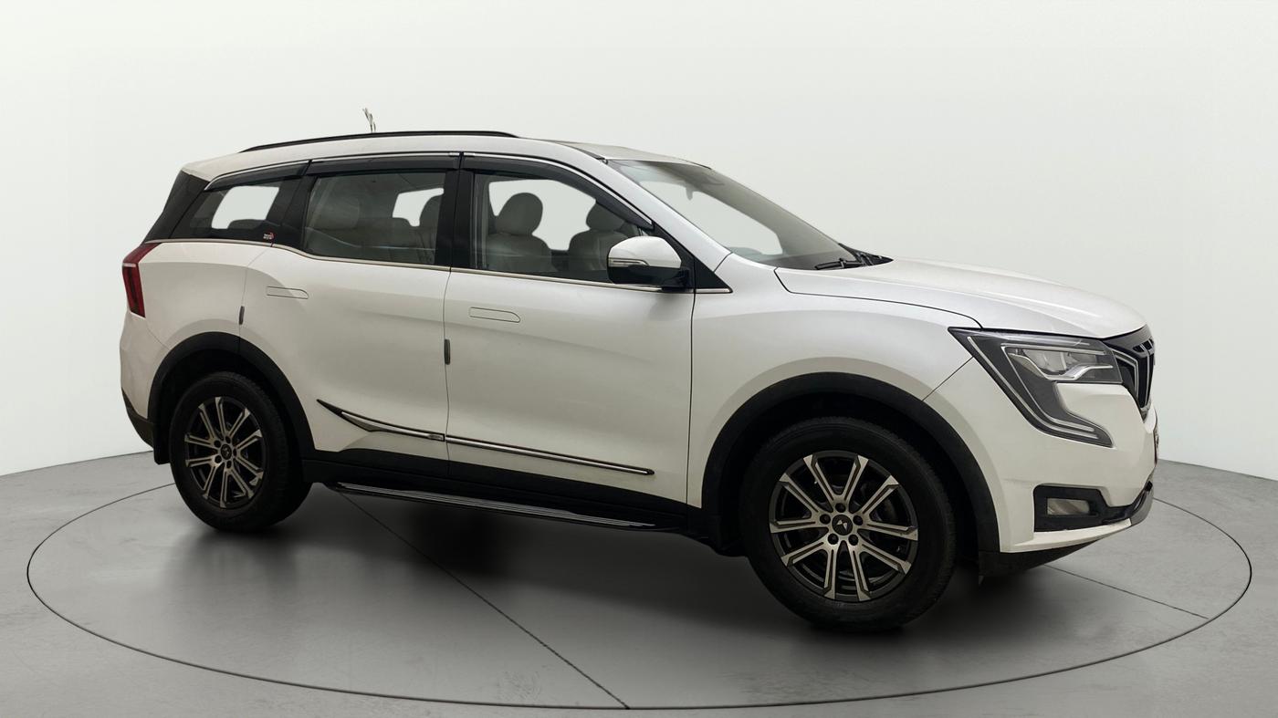 2023 Mahindra XUV700 AX 7 D MT 7 STR, Diesel, Manual, 47,113 km, SRP