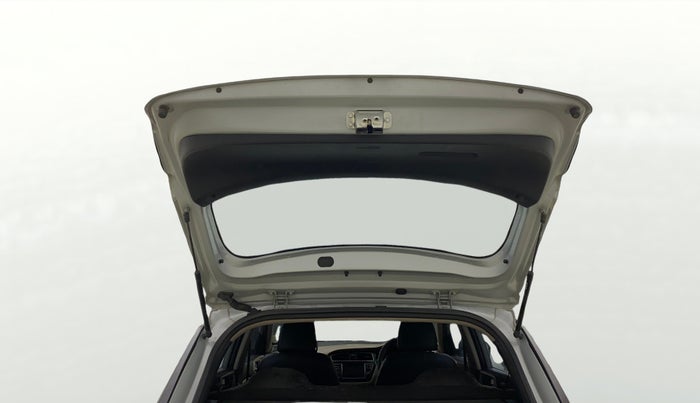 2019 Hyundai Elite i20 SPORTZ PLUS 1.2, Petrol, Manual, 77,442 km, Boot Door Open