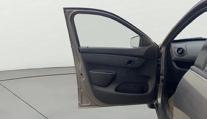 2018 Renault Kwid RXT 0.8, Petrol, Manual, 40,966 km, LHS Front Door