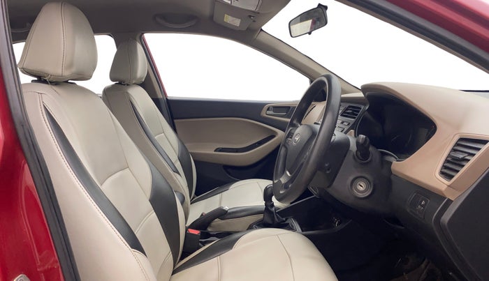 2017 Hyundai Elite i20 MAGNA 1.2, Petrol, Manual, 74,114 km, Right Side Front Door Cabin