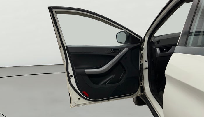 2021 Tata NEXON XMA SUNROOF DIESEL, Diesel, Automatic, 45,498 km, LHS Front Door