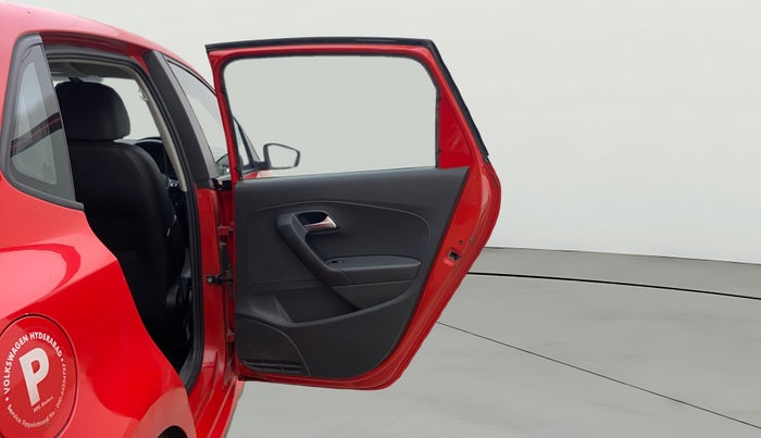 2017 Volkswagen Polo HIGHLINE PLUS 1.2(16 ALLOY, Petrol, Manual, 1,04,272 km, RHS Rear Door