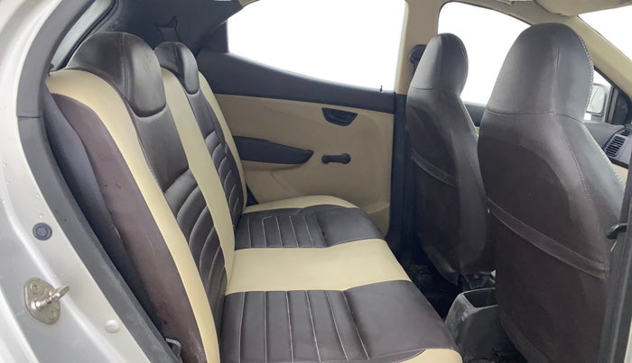 2013 Hyundai Eon ERA +, Petrol, Manual, 62,934 km, Right Side Rear Door Cabin