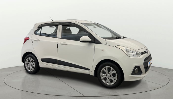 2015 Hyundai Grand i10 MAGNA 1.2 KAPPA VTVT, Petrol, Manual, 15,790 km, Right Front Diagonal