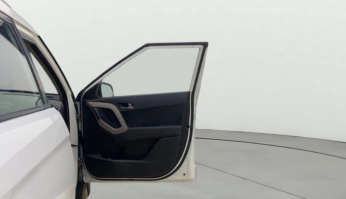 2017 Hyundai Creta SX PLUS AT 1.6 DIESEL, Diesel, Automatic, 1,11,615 km, RHS Front Door