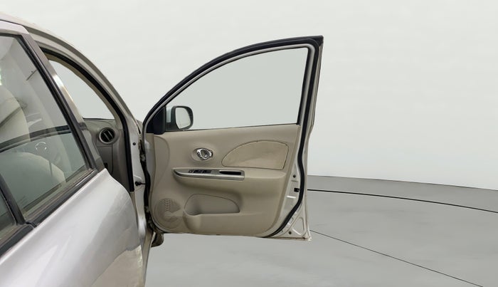 2015 Nissan Micra XV CVT, Petrol, Automatic, 32,664 km, RHS Front Door