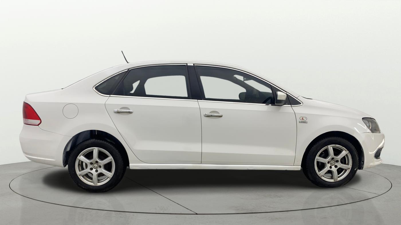 2015 Volkswagen Vento HIGHLINE DIESEL 1.5, Diesel, Manual, 1,04,079 km, Right Side View