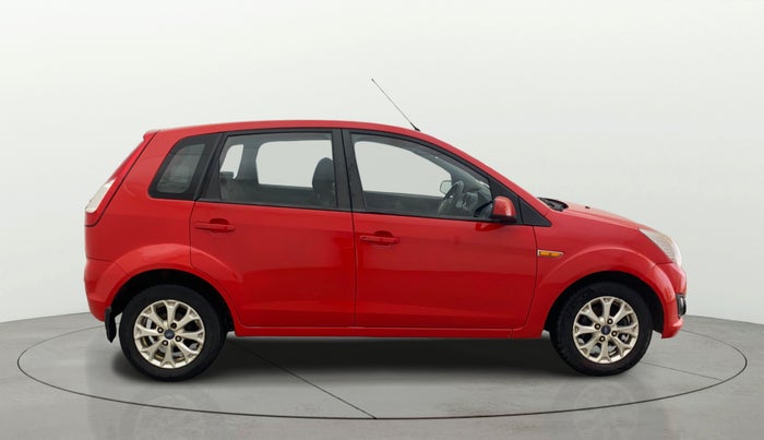 2012 Ford Figo TITANIUM 1.4 DIESEL, Diesel, Manual, 1,20,381 km, Right Side View