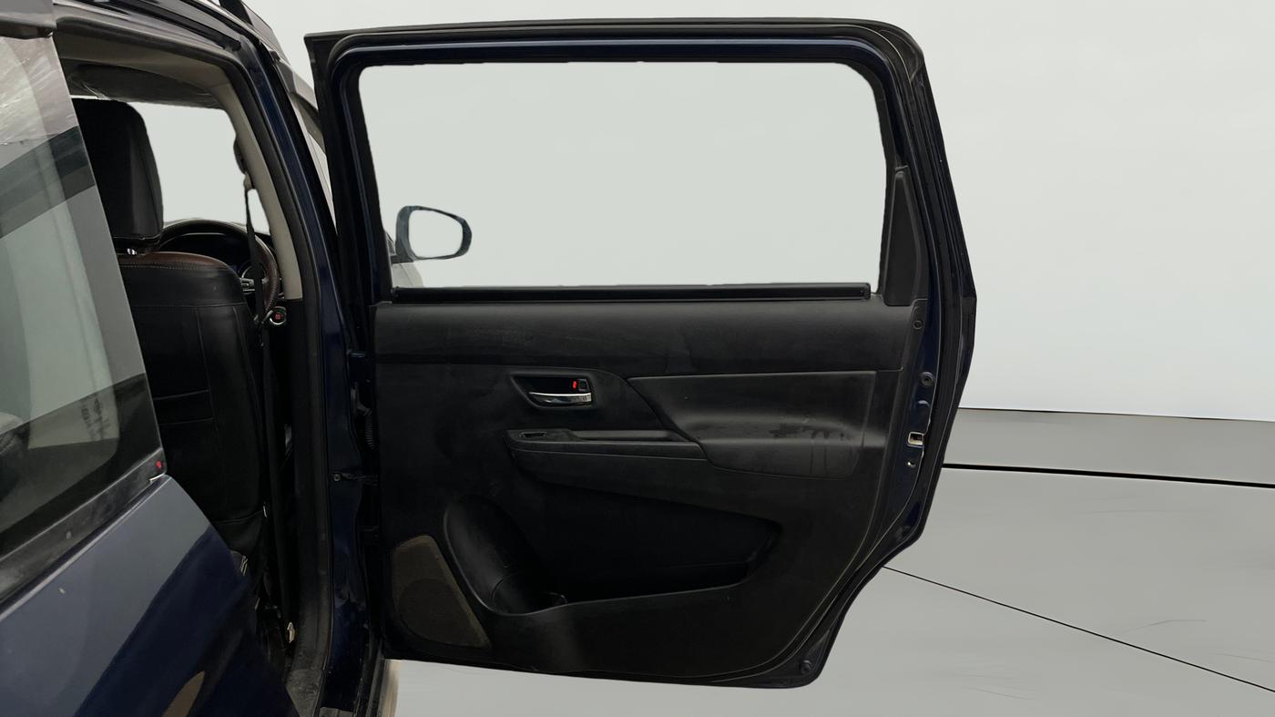 2024 Maruti XL6 ZETA CNG, CNG, Manual, 30,733 km, RHS Rear Door