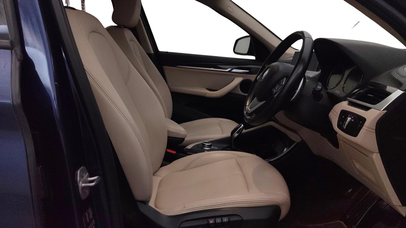 2020 BMW X1 SDrive20i Xline, Petrol, Automatic, 58,334 km, Right Side Front Door Cabin