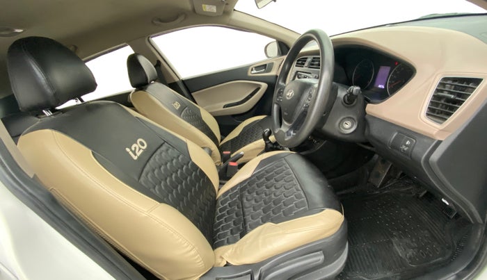 2019 Hyundai Elite i20 SPORTZ PLUS 1.2, Petrol, Manual, 60,569 km, Right Side Front Door Cabin