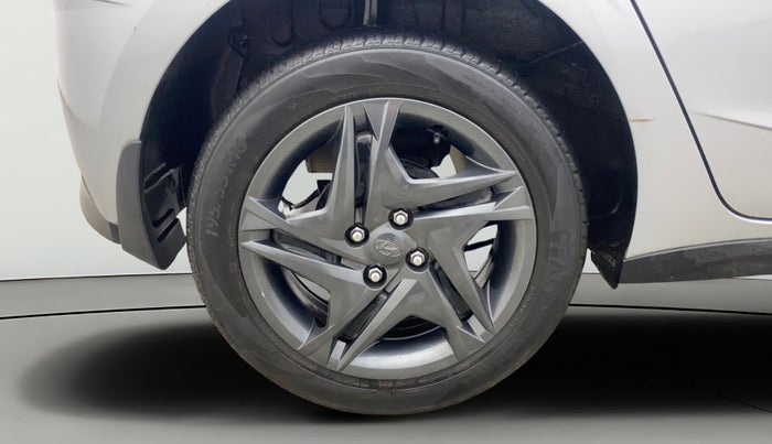 2022 Hyundai NEW I20 SPORTZ 1.2 AT, Petrol, Automatic, 25,306 km, Right Rear Wheel