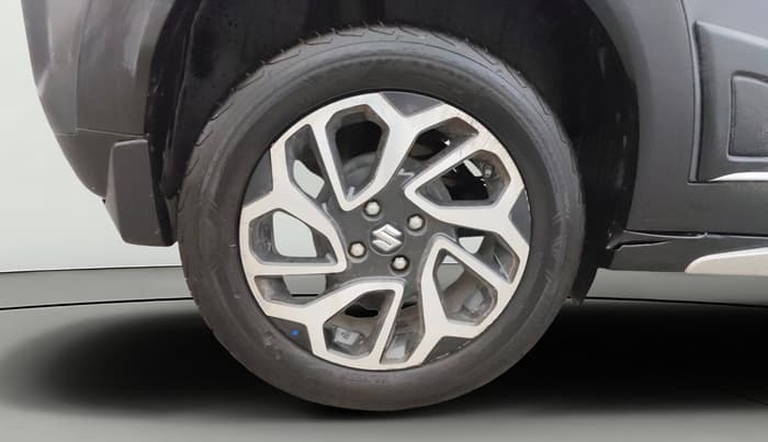 2023 Maruti FRONX ALPHA 1.0L TURBO 6 AT, Petrol, Automatic, 25,215 km, Right Rear Wheel