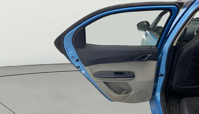 2017 Tata Tiago XT PETROL, Petrol, Manual, 26,307 km, LHS Rear Door