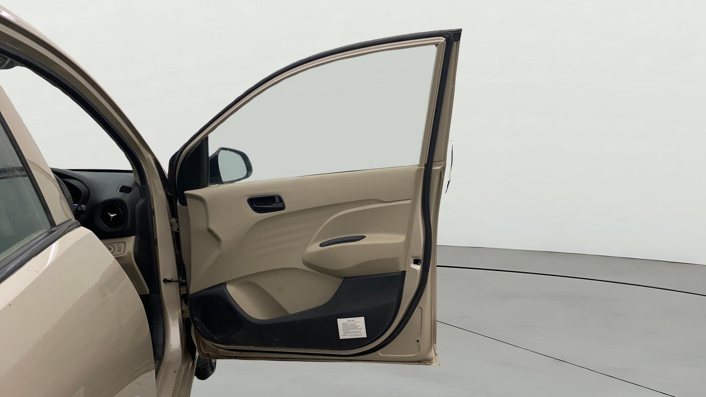 2021 Hyundai NEW SANTRO SPORTZ EXECUTIVE MT CNG, CNG, Manual, 39,445 km, RHS Front Door