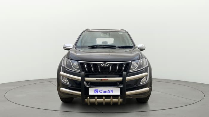 2017 Mahindra XUV500 W10, Diesel, Manual, 62,787 km, Front