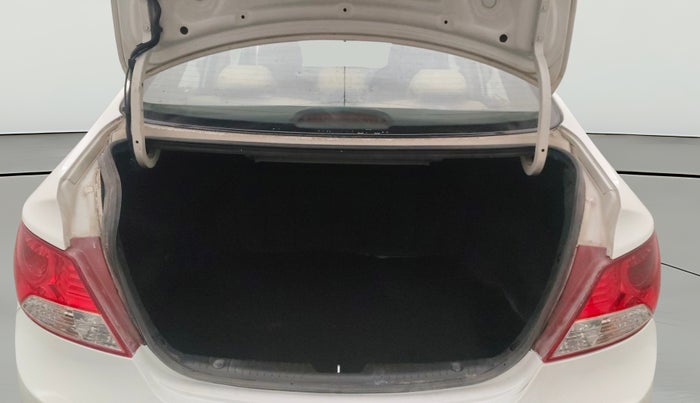 2013 Hyundai Verna FLUIDIC 1.6 VTVT SX, Petrol, Manual, 76,331 km, Boot Open Zoomed View